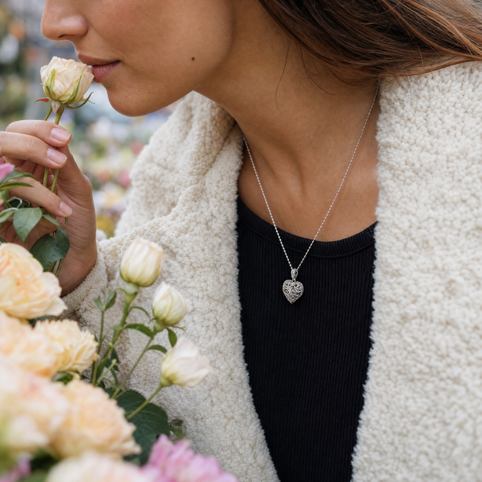 Arabesque Heart Necklace