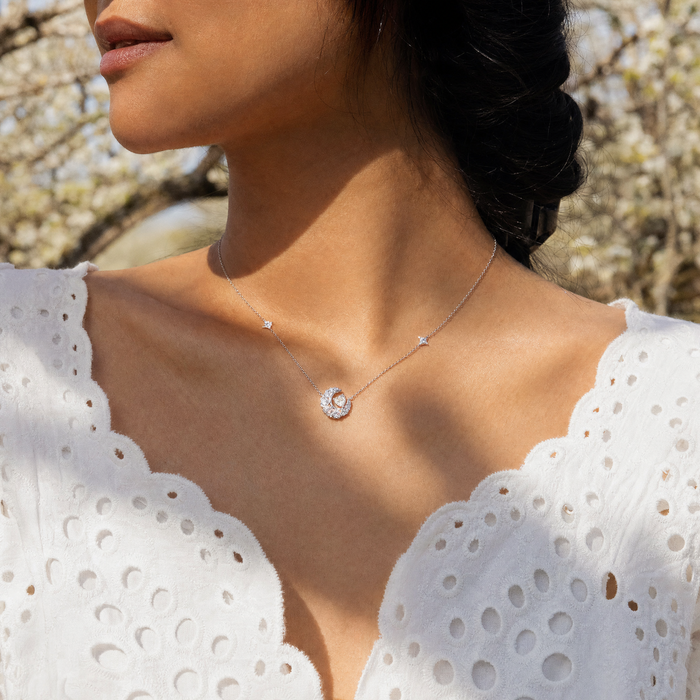 Séléné Star Necklace