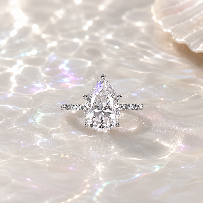 Kathèrine Pear-Cut Ring