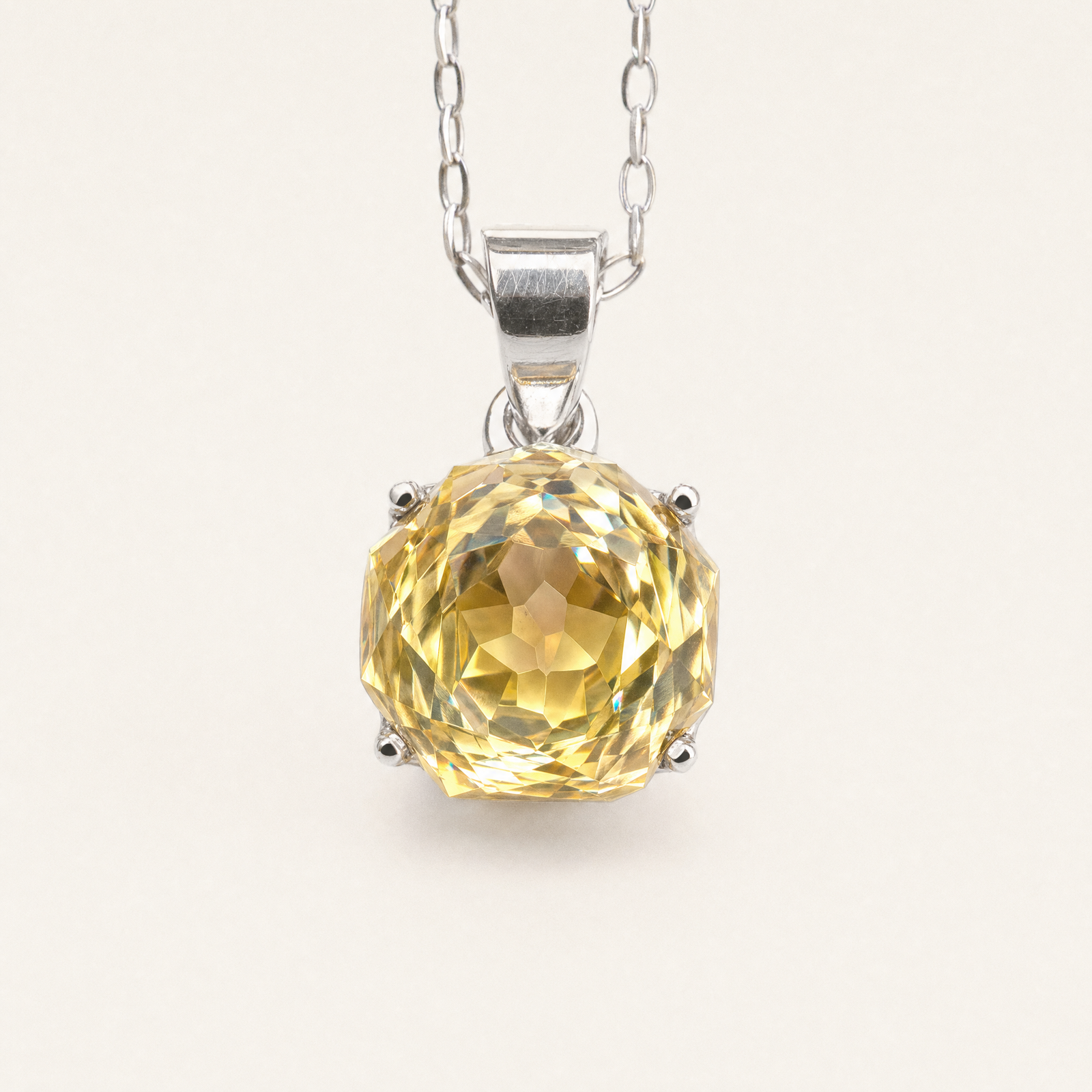 Solia Citrine Pendant