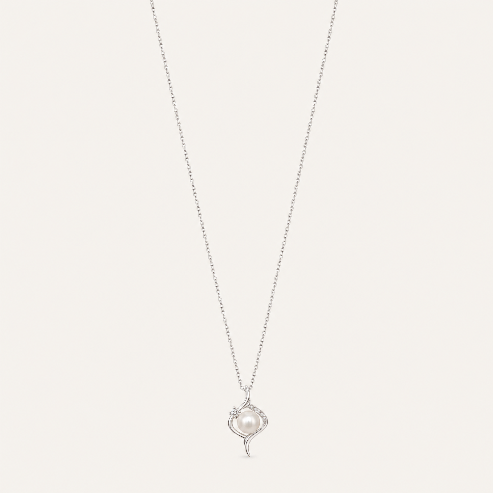 Sirène Pearl Necklace