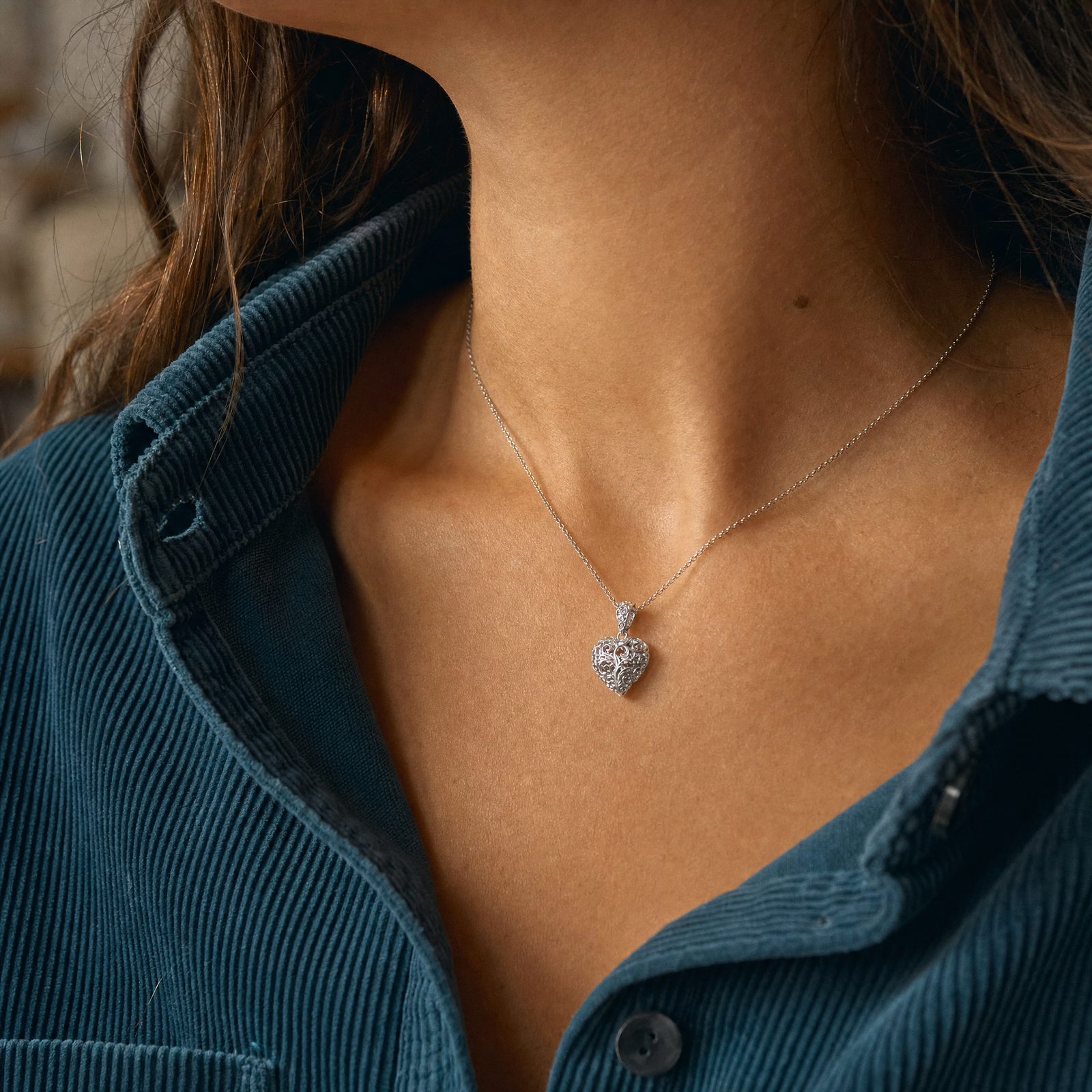 Arabesque Heart Necklace