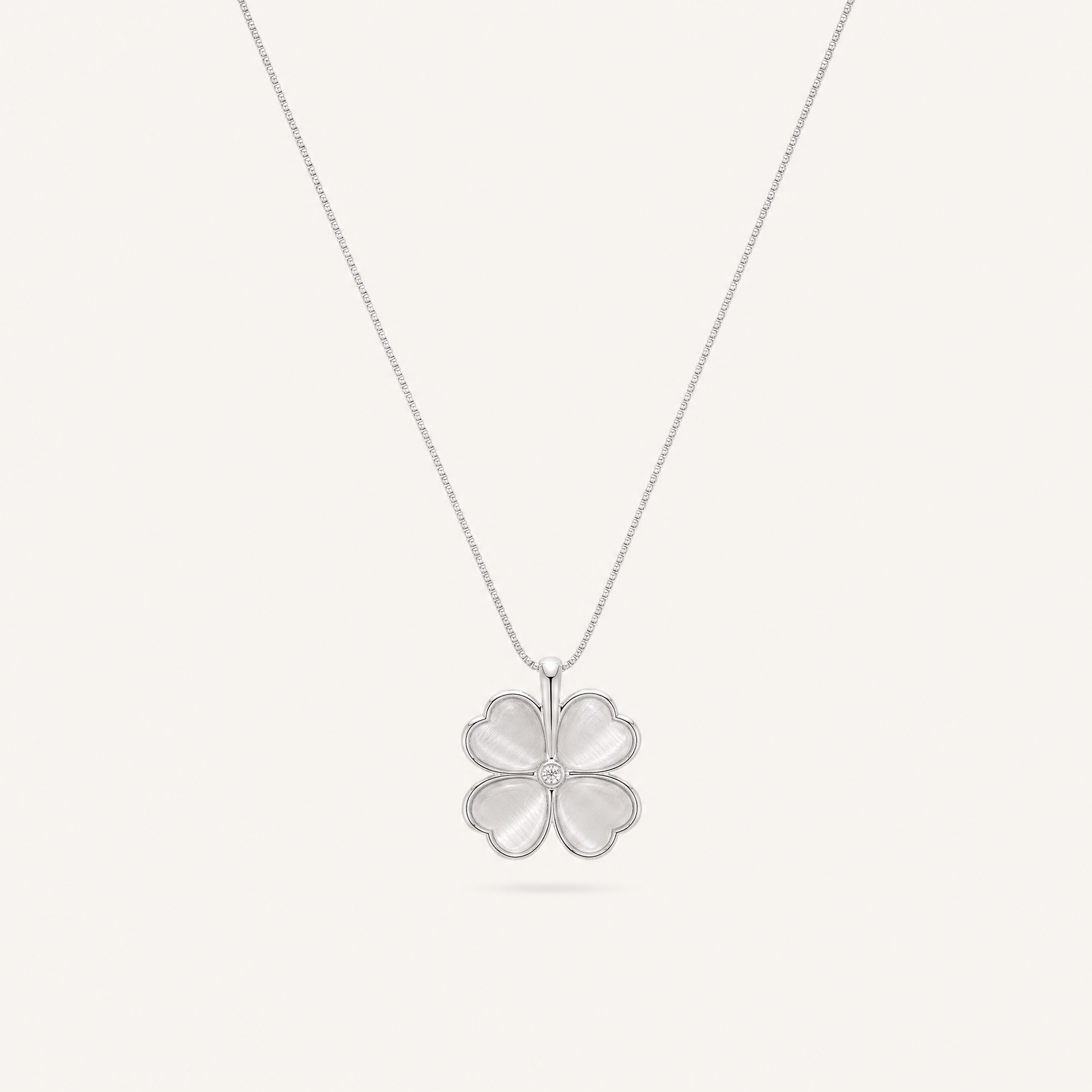 Trèfle Cat's-Eye Necklace