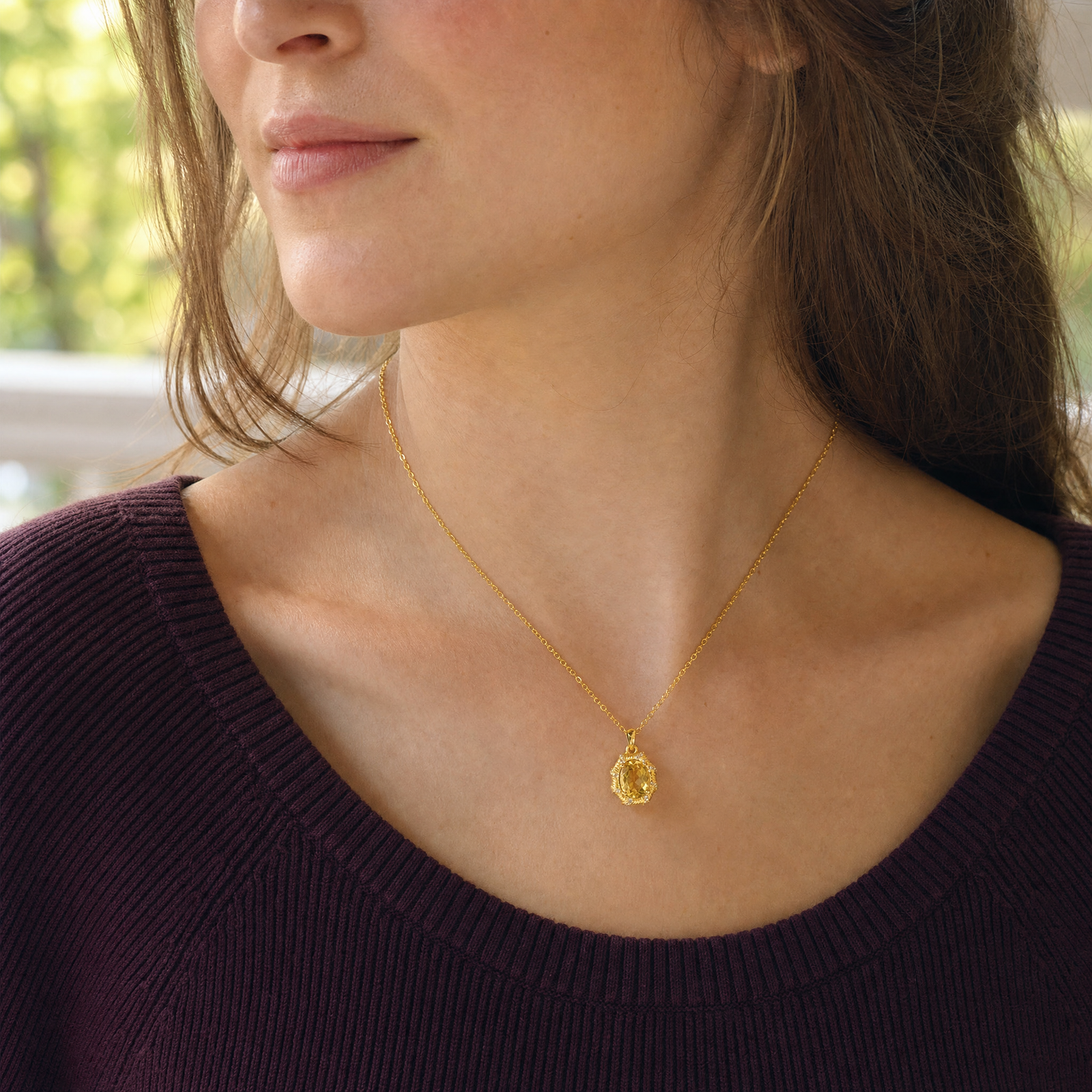 Vespera Pendant Necklace