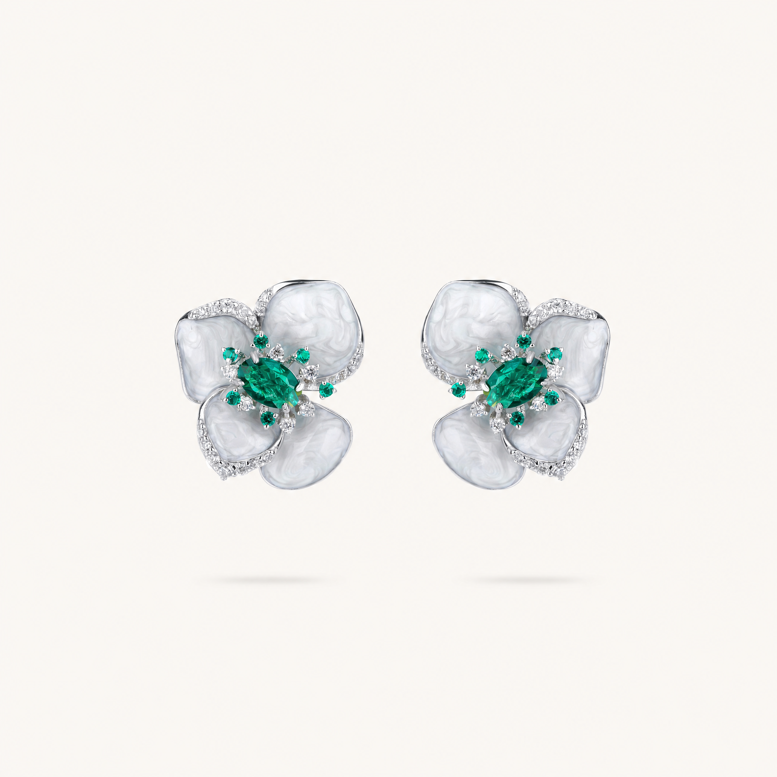 Éclat Colour Studs