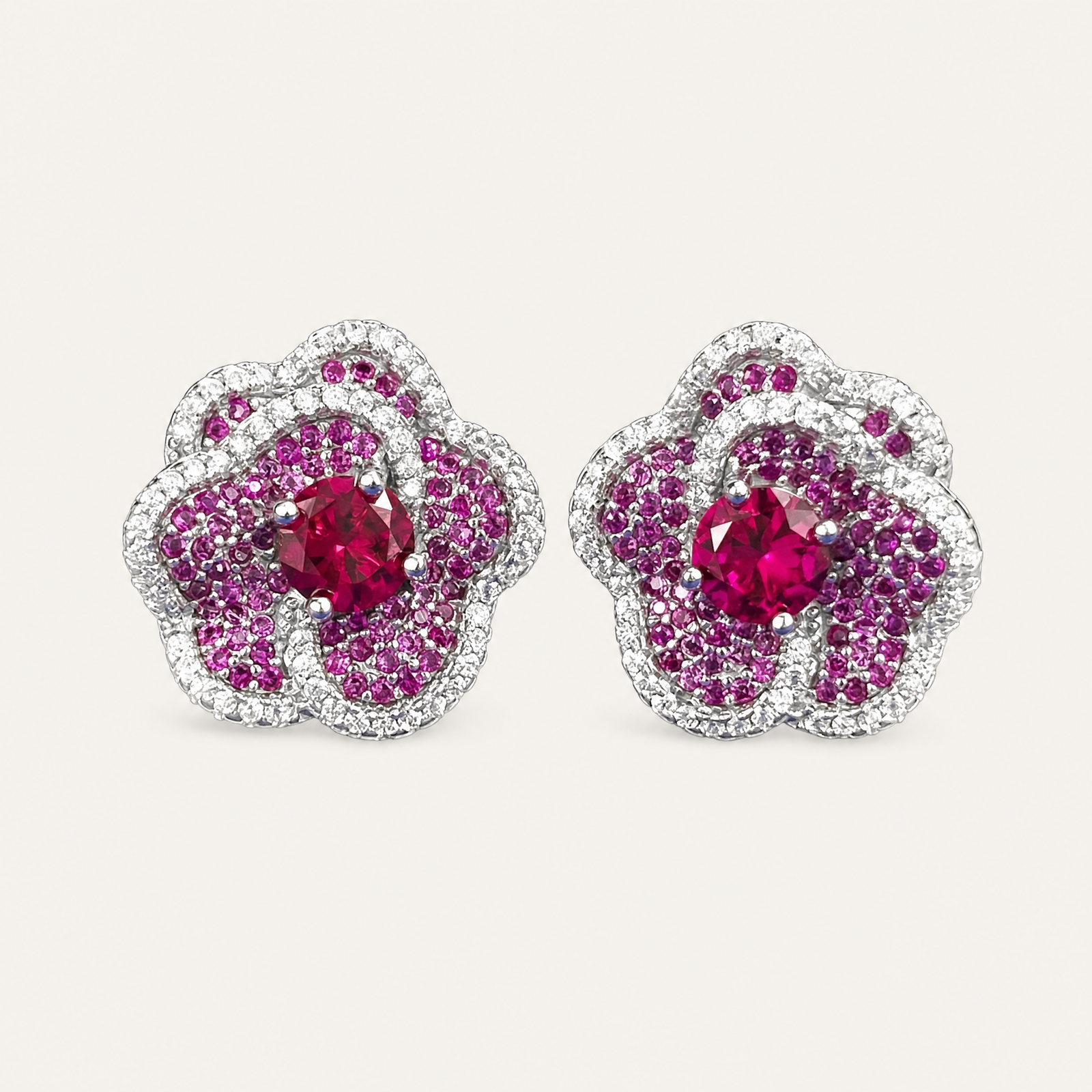 Rubis Round Studs